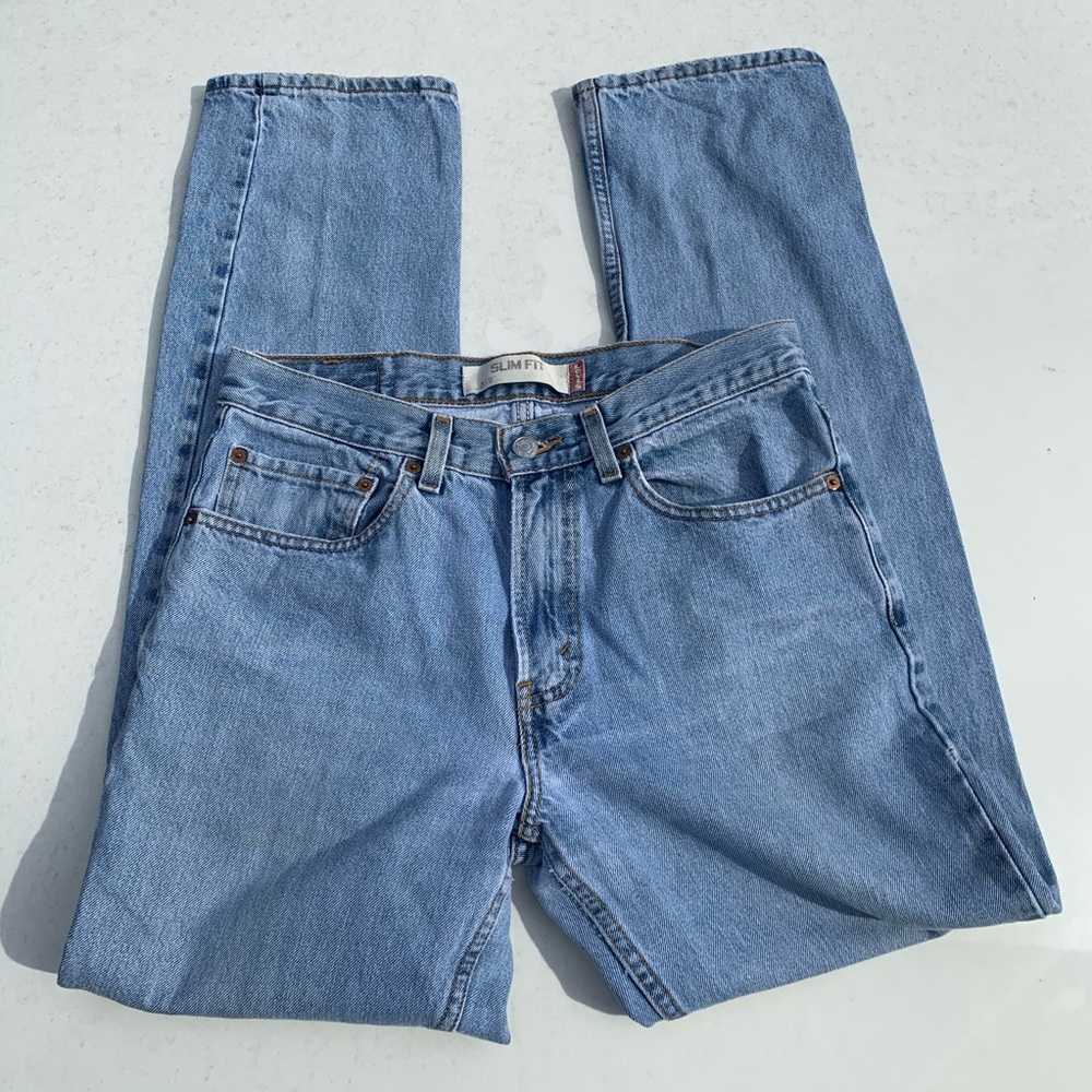 Levi’s light wash straight leg jeans